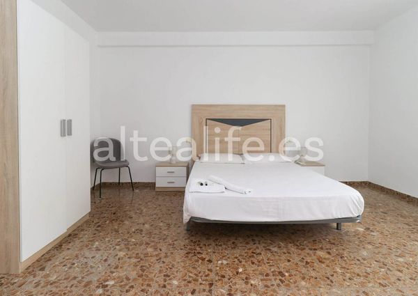 Avenida de la Nucía, Altea, Valencian Community 03590