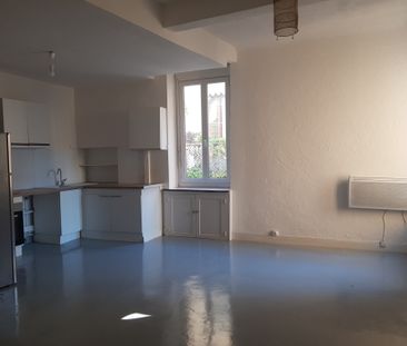 Location Appartement 2 pièces 43m² NIMES 30000 - Photo 4