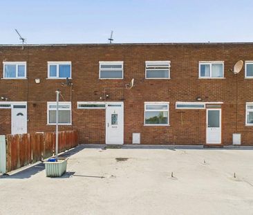 3 bedroom apartment to rent - Photo 1