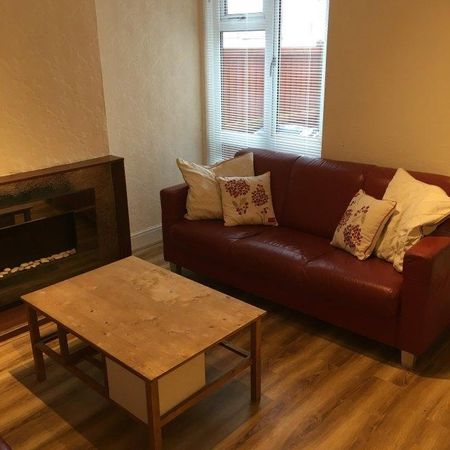 4 bedroom house share to rent - Photo 2