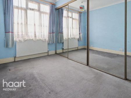 3 bedroom terraced house to rent - Photo 4