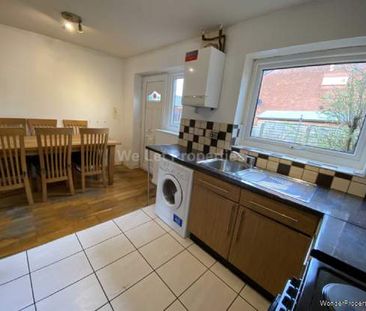 2 bedroom property to rent in Manchester - Photo 5