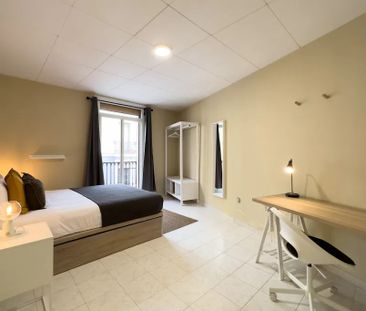 Carrer de Salvà, Barcelona, Catalonia 08004 - Photo 2