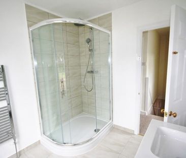 1 Ashford Cottages, Ashford Lane, Dorney,SL4 - Photo 6