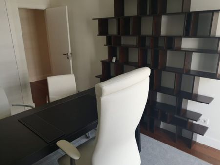 5 room luxury penthouse for rent in Benfica Stadium, Lisbon - Photo 4