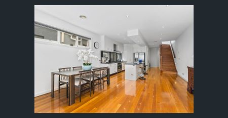 Exceptional Family Living in the Heart of Newport - Photo 2