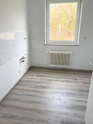 Schöne Wohnung mit Balkon zu tollem Preis!! Auch für WGs geeignet! WBS erforderlich - Foto 3