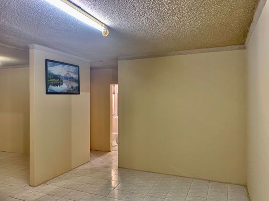 Ground Floor Unit - Photo 1
