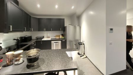 Location Appartement 3 pièces 76m² - Photo 5