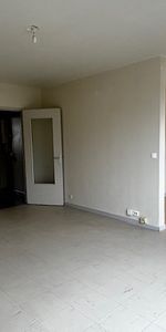 Appartement lumineux situé, proche des transports et commerces. - Photo 3