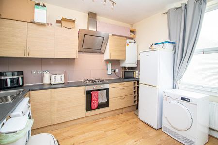 2 bedroom flat to rent - Photo 5