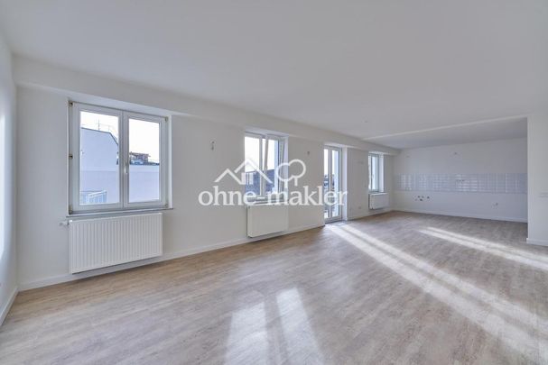 Schöne sanierte 4 Zimmer Wohnung im Altbau - Foto 1