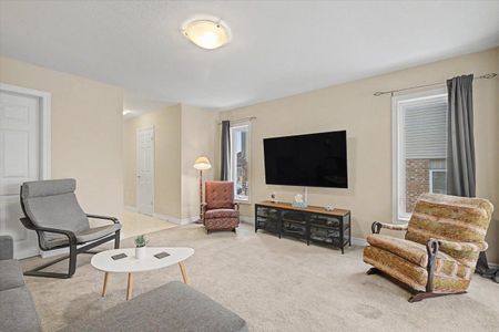 For Lease - 18 MCCANN Street, Guelph, Ontario - Photo 2