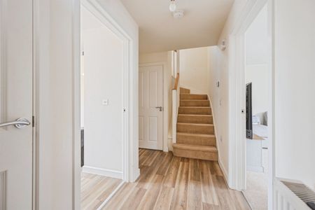 Ashton Close - Photo 3