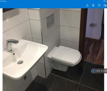 2 bedroom maisonette to rent - Photo 3