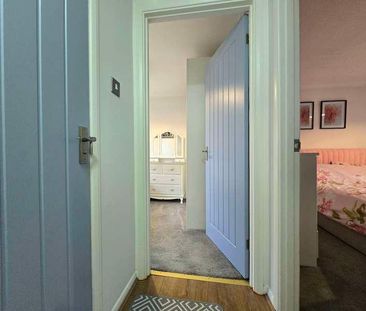 Weston Close, Weston, SO19 - Photo 6