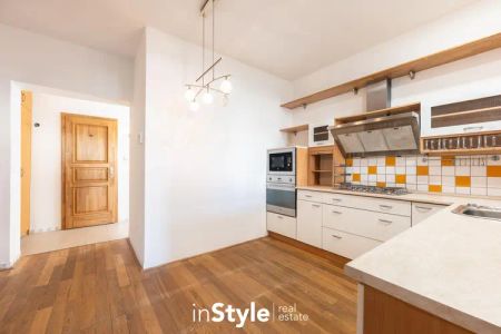 Pronájem přízemního bytu 3+1 v centru Uherského Hradiště, ulice Dlouhá - Photo 4