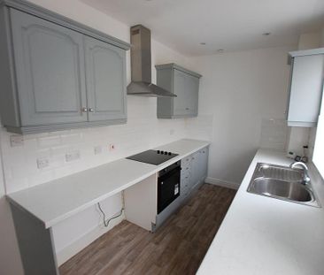 2 bedroom terraced house to rent - Photo 6