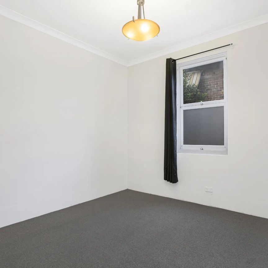 Room 3/11 Perouse Road, Randwick. - Photo 1