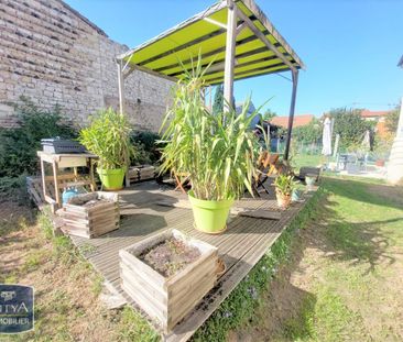 Location Maison 4 pièces 85m² PONT DU CHATEAU 63430 - Photo 4