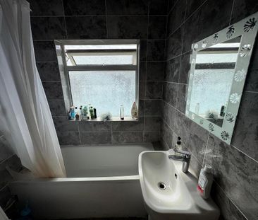 House share to rent - Photo 6