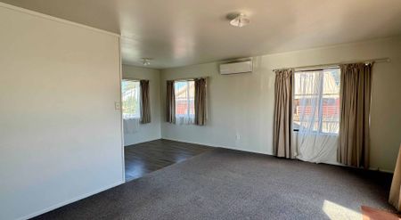 12a Lloyd Drive - Photo 5