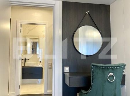 Apartament premium! 3 camere + parcare subterana, zona Semi Central - Photo 2