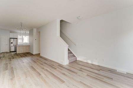 533 - 850 Belmont Drive Southwest, Calgary - Photo 3