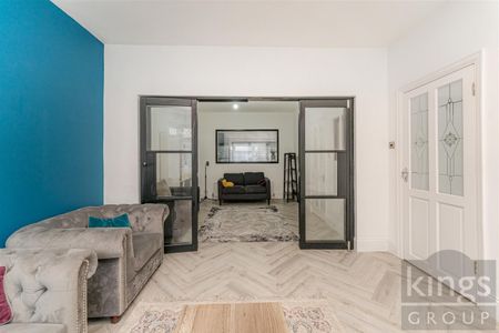 3 Bedroom House To Let - Photo 2