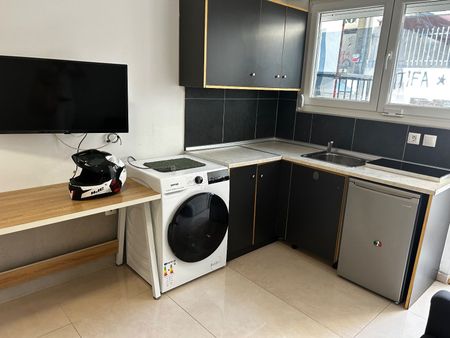 Studio/Γκαρσονιέρα για ενοικίαση Αγία Τριάδα (Φάληρο - Ιπποκράτειο) - Photo 5