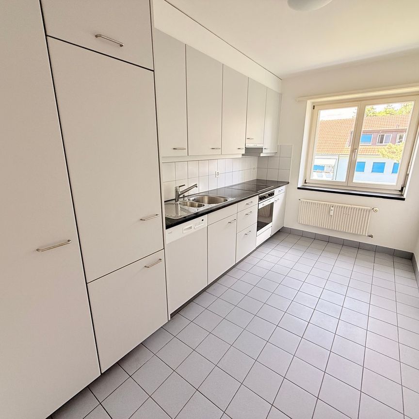 4 Zimmer, 84 m², 3. Stock - Photo 1