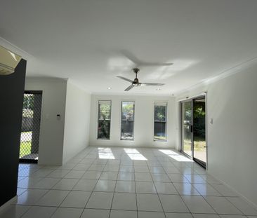 Ultra Modern and really close to beach - Photo 4