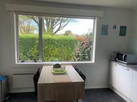 Burnside, 3 bedrooms - Photo 3