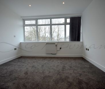Coronation Road, Basingstoke, RG21 - Photo 2