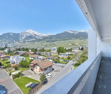 A saisir ! Lumineux appartement idéalement situé à Conthey ! - Photo 5