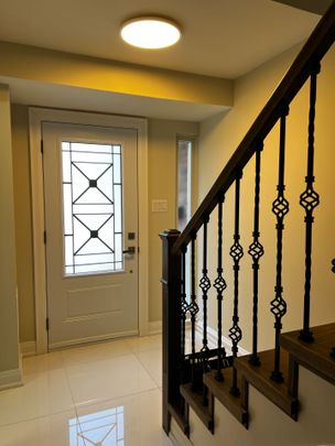 For Lease - 74 Thimble Berry Way, Toronto, Ontario - Photo 1