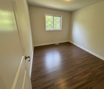 For Lease - 54 Haney Drive Unit# Upper, Thorold, Ontario - Photo 4