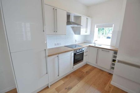 Broom Hill, Halstead, CO9 - Photo 4