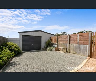 12 Amaroo Drive, Churchill, Vic 3842 - Photo 1