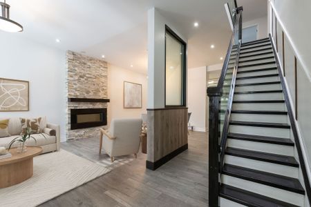 For Lease - 908 Eastern Avenue, Toronto, Ontario - Photo 2