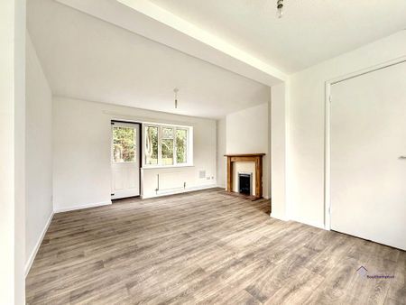 3 bedroom terraced house to rent - Photo 2