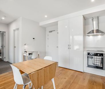 Modern City apartment with style and convenience - Photo 5