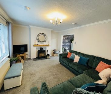 Llandissilio, Clynderwen, SA66 - Photo 3