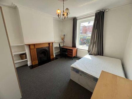 Avenue Road, SO14 - Photo 2