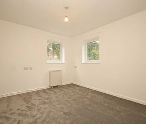 High Street, CT11 9YF, Ramsgate - Photo 2