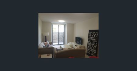 Enormous, One Bedroom + Study in Northwoods Available Mid December - Photo 2