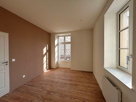 - APPARTEMENT T2 45M2 NEUF A PROXIMITE DU CHATEAU - - Photo 3