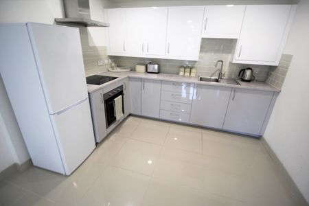 Flat 16, Westmount, LS2 9NZ, Leeds - Photo 3