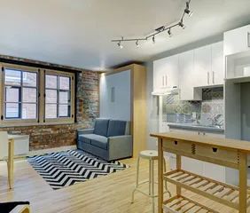 1 room apartment of 57m² in Quebec - Photo 1