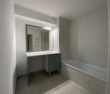 Location Appartement 3 pièces 66m² TOULOUSE 31100 - Photo 2
